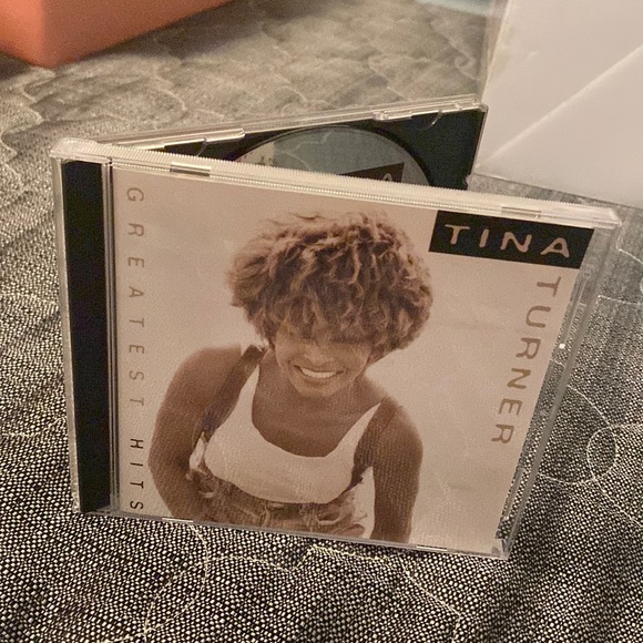 🎶 2/6$ Or 5$ Each 🎶
Tina Turner - Greatest Hits - Picture 1 of 4